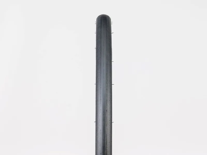 Bontrager R2 Hard Case Lite 700c Tyre Black-1